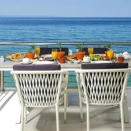 דירה In Elia With A Sea View *