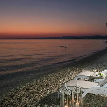 In Elia With A Sea View Apartment